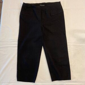 Ladies crop pants